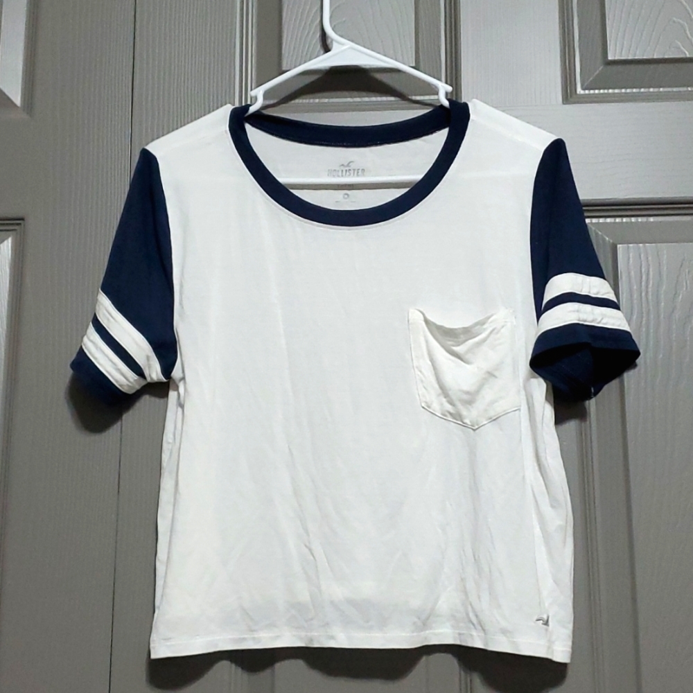 Hollister Crop Top